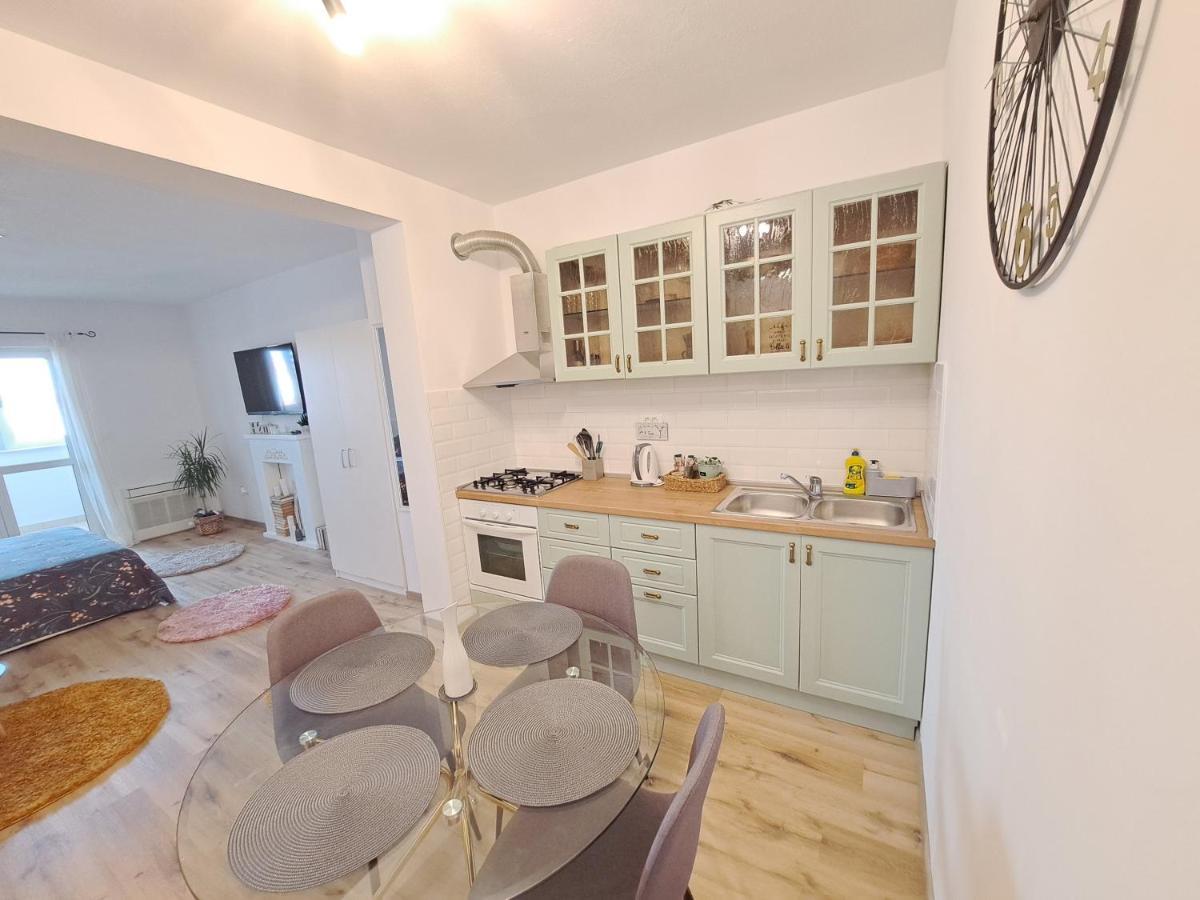 Apartman Karmen Водице Екстериор снимка